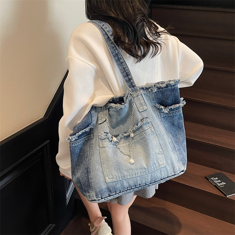 Trendy Distressed Denim Tote B – Women Bags Jeans recenzja i cena