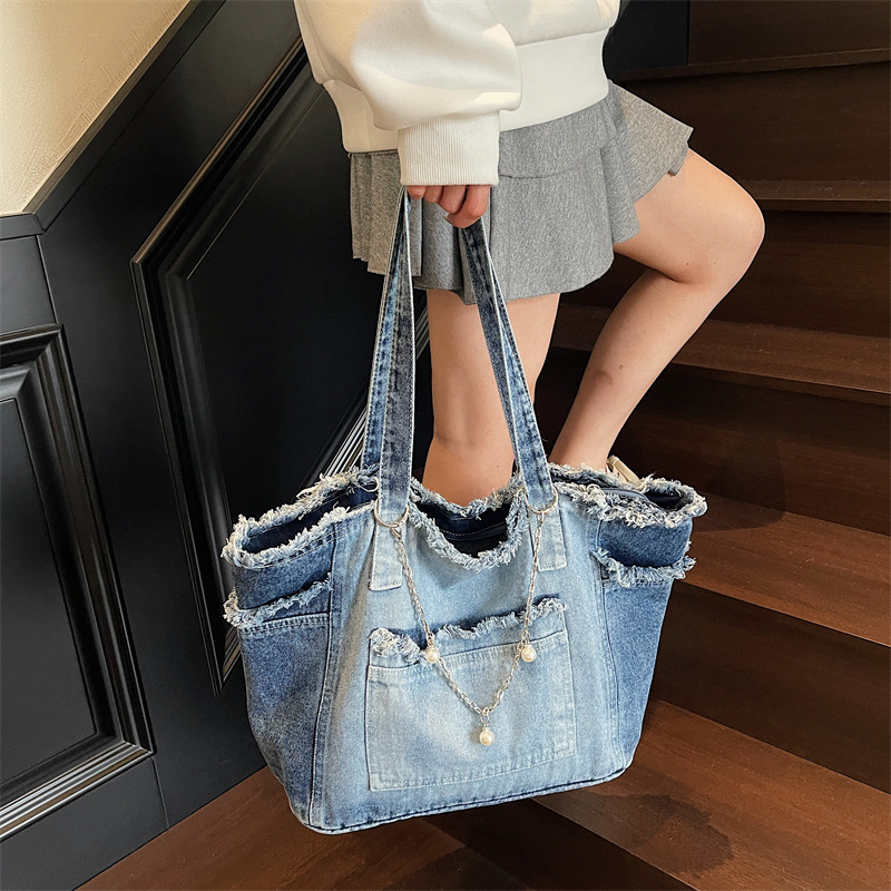Trendy Distressed Denim Tote B – Women Bags Jeans recenzja i cena