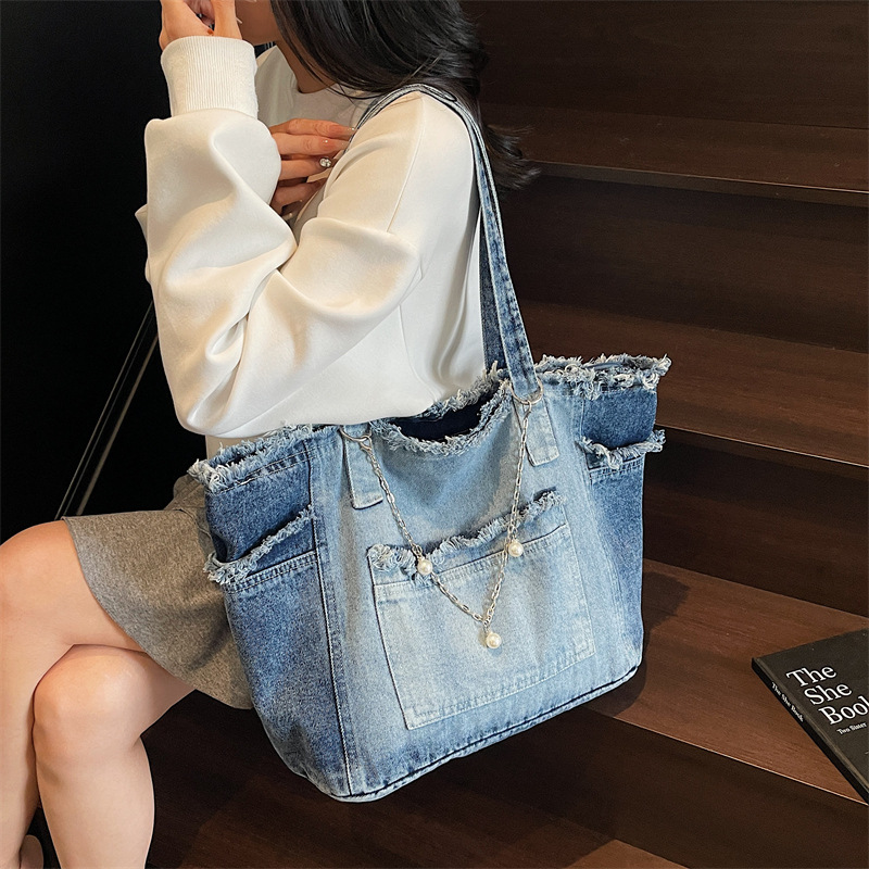 Trendy Distressed Denim Tote B – Women Bags Jeans recenzja i cena