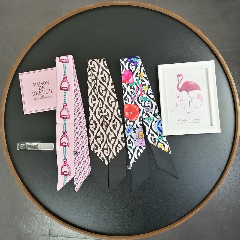 5*85cm New Horseshoe Chain Flo – Women Bags Wholesale recenzja i cena